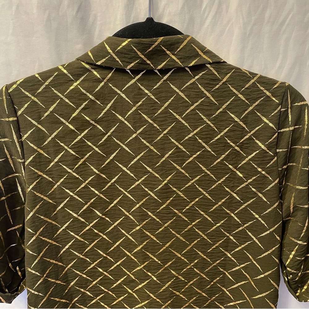 Corporate Metallic Geometric Short Sleeve Cuffed Button Front Shirt Small Office - Picture 13 of 16